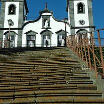 Treppe zur Kirche von Monte