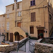 Hinterhof in Ile Rousse