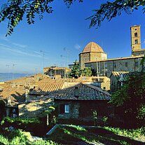 über den Dächern von Volterra