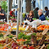 Obst und Gemüsestände